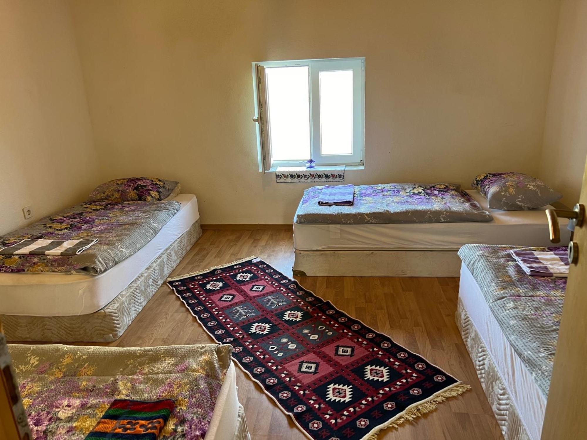 Kod Kapetana Tea Bed & Breakfast Gornji Lukomir Luaran gambar