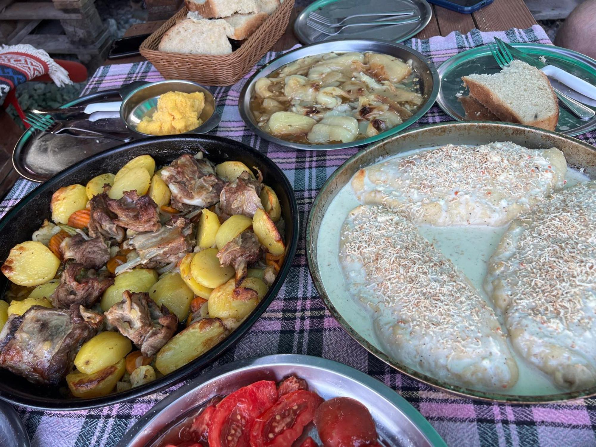 Kod Kapetana Tea Bed & Breakfast Gornji Lukomir Luaran gambar