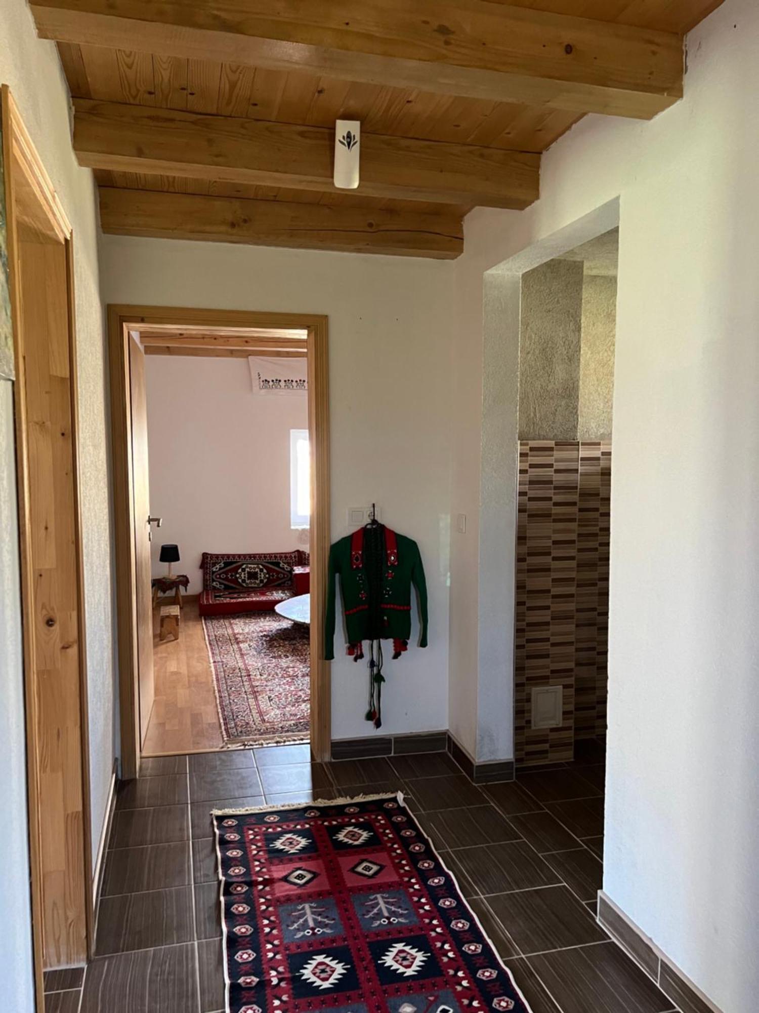 Kod Kapetana Tea Bed & Breakfast Gornji Lukomir Luaran gambar